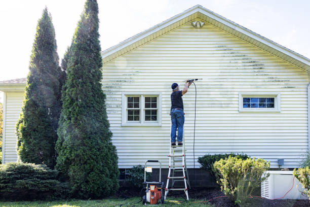 Best Roof Power Washing Services  in Englewood, FL